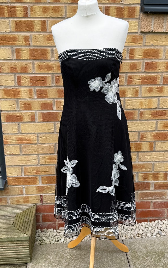 Debut Strapless Embroidered Midi Dress · UK 12 · Occasion Prom Wedding Holiday