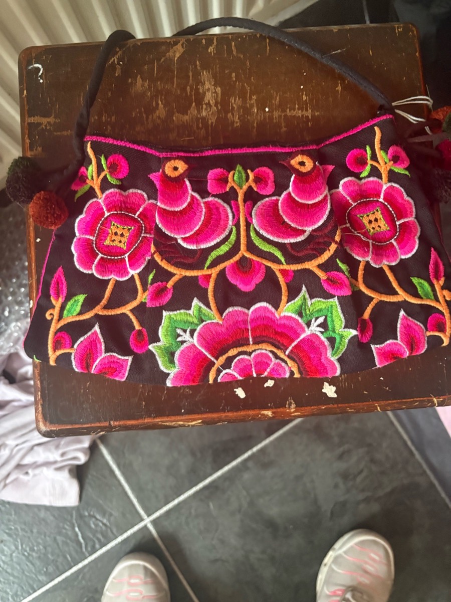 Ladies hand pouch hand made made in Thailand
