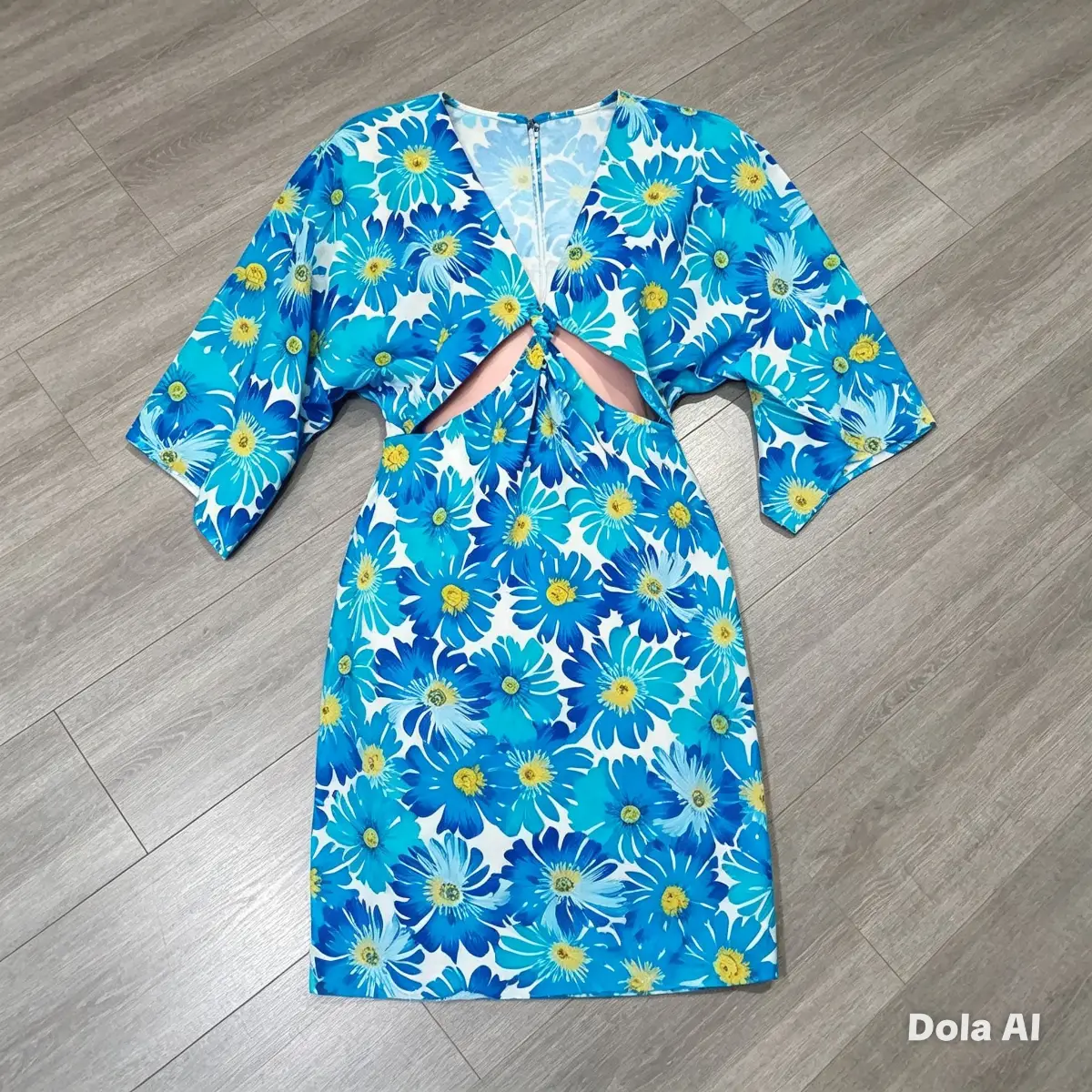 Mooya Bright Blue Floral Cut‑Out Mini Dress – Size 16 NWT