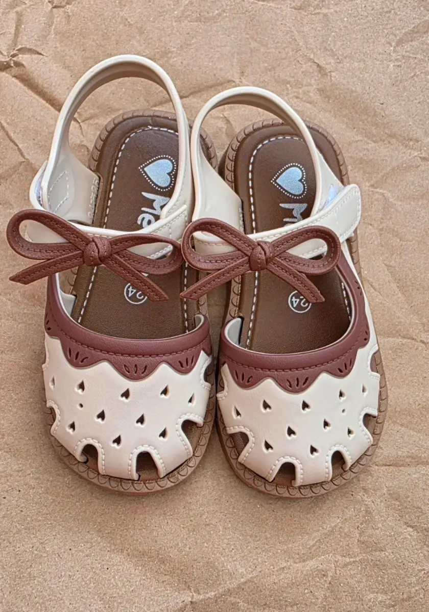 Grils summer sandals size 24