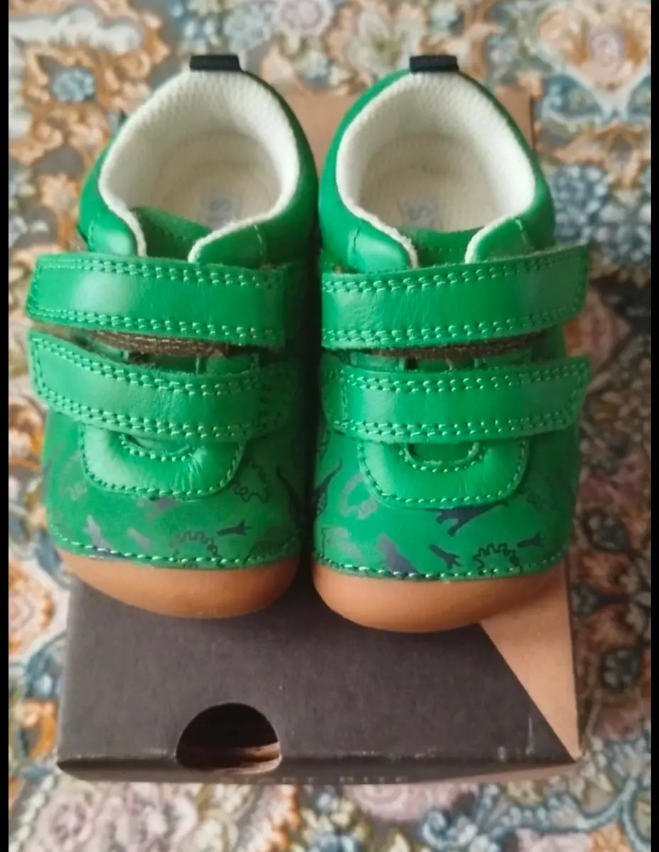 Green nubuck/leather boys rip-tape pre-walkers size 2