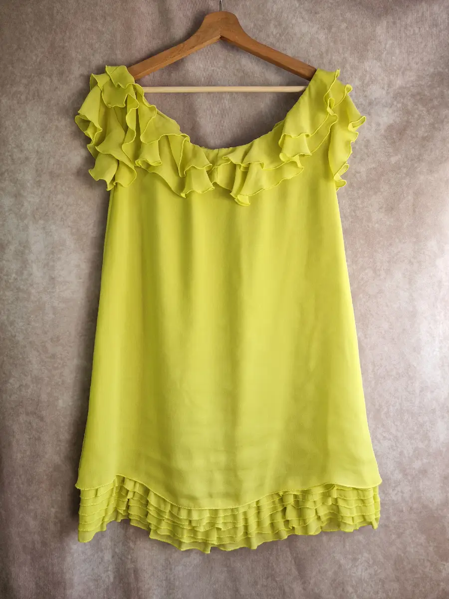 Sisley Ruffled Mini Dress. Size XS.
