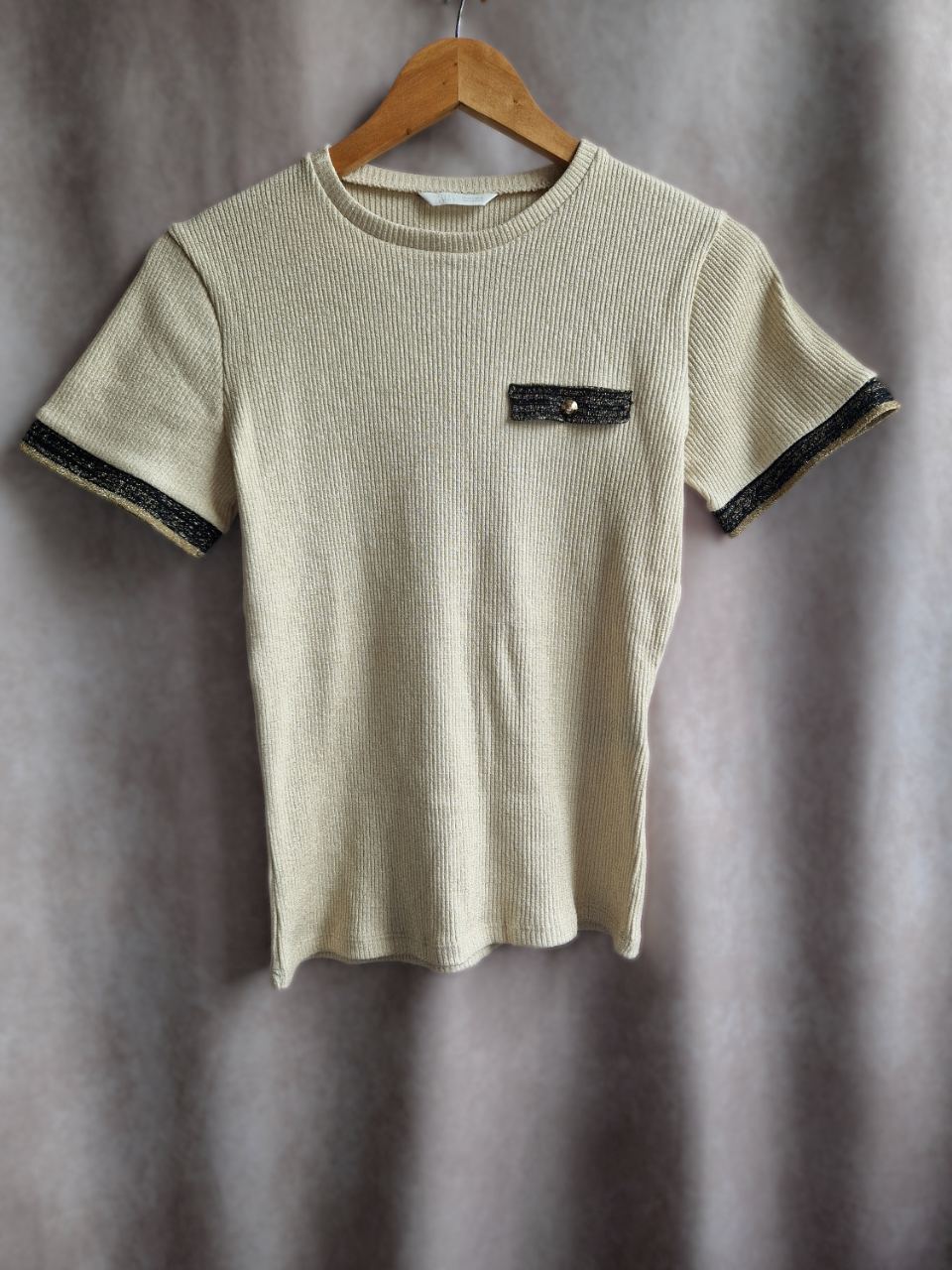 ZARA Metallic ribbed shorts sleeved top.