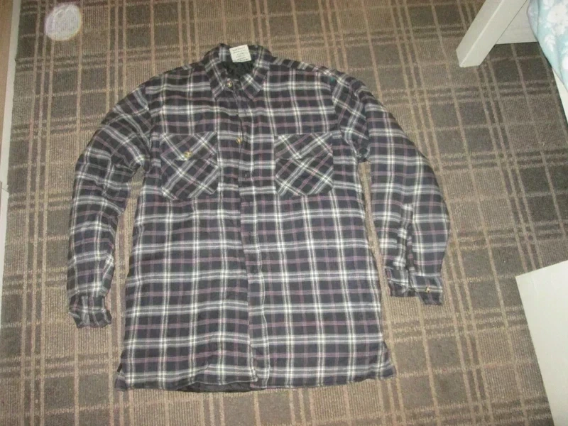 Pine Forest Men's Shacket Size M jacket top outdoor Quilted lined Vintage YK2 Plaid