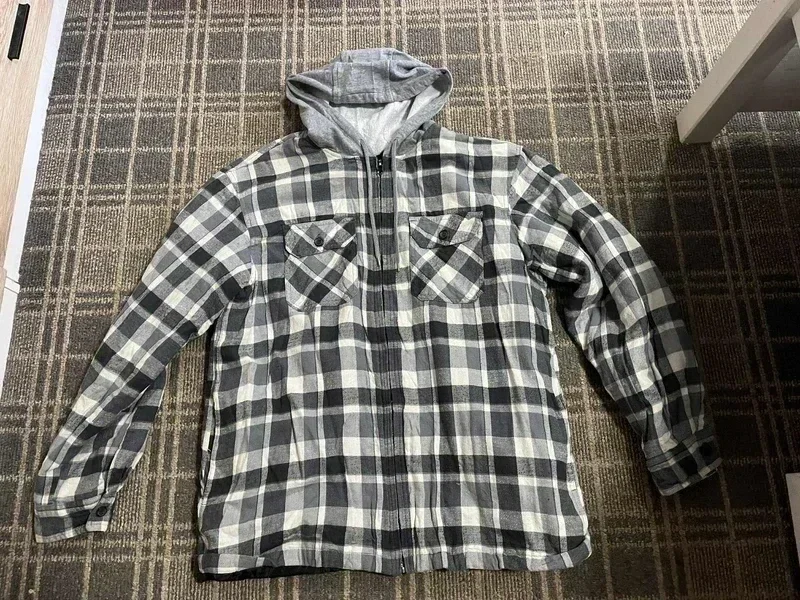 Faded Glory Men's Shacket Hoodie Size M zipper Jacket topquilt lined Vintage YK2 Plaid