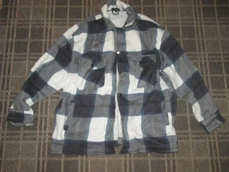 Rising Men's Shacket size M Jacket top Vintage YK2 Plaid Fleece lined Lumberjack Pockets