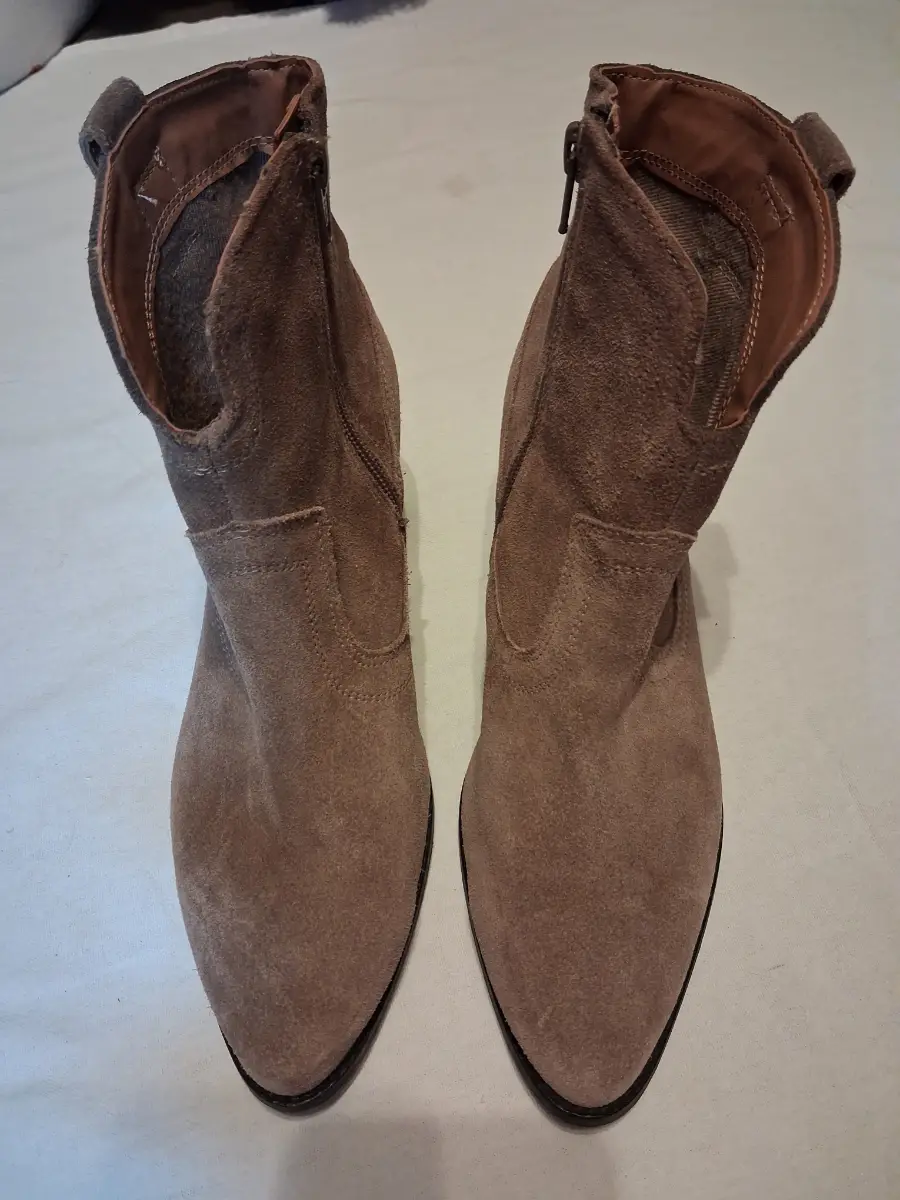 Beige Suede Ankle Boots – UK Size 6