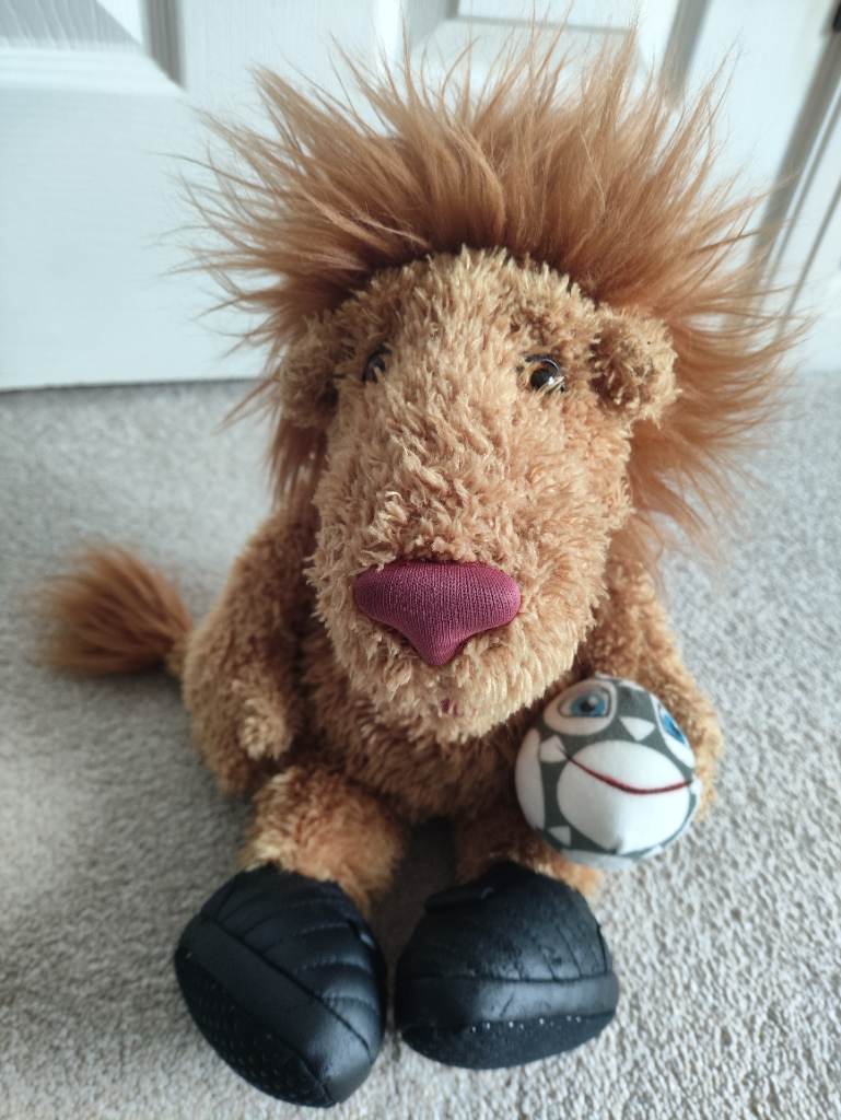 Fifa World Cup Germany 2006 fluffy lion mascot football soccer
