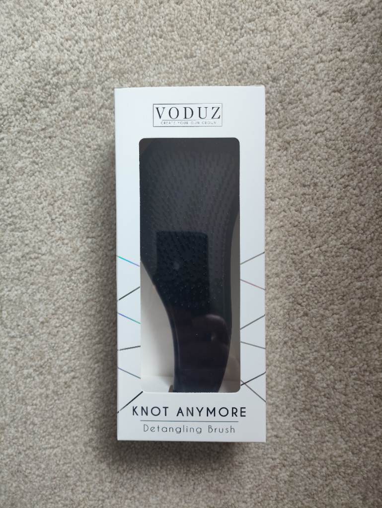 Voduz knot anymore detangling brush