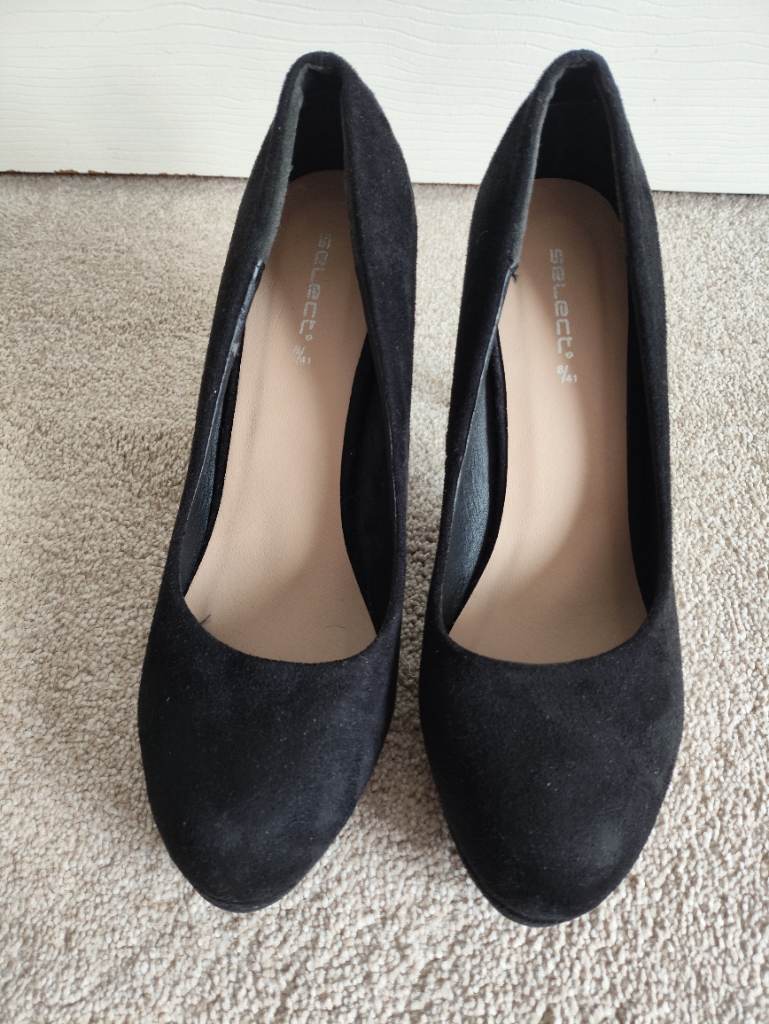 Black faux suede high heels size 8/41