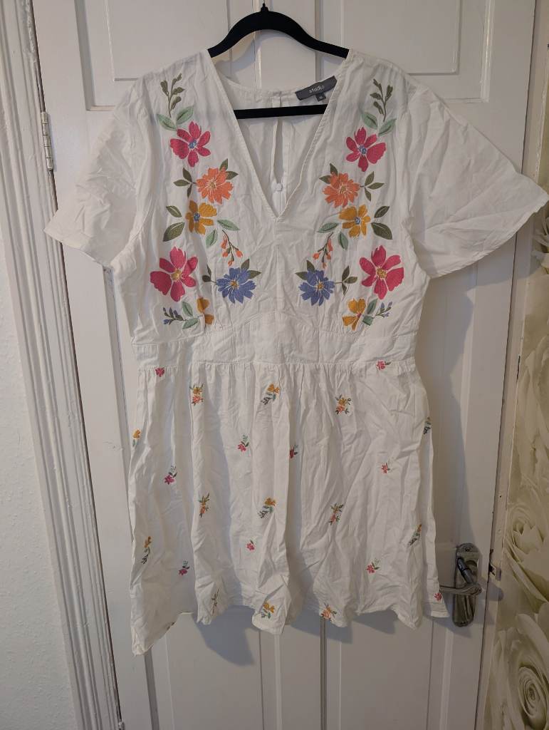 Studio mini dress white embroidered flowers summer fit and flare size 16
