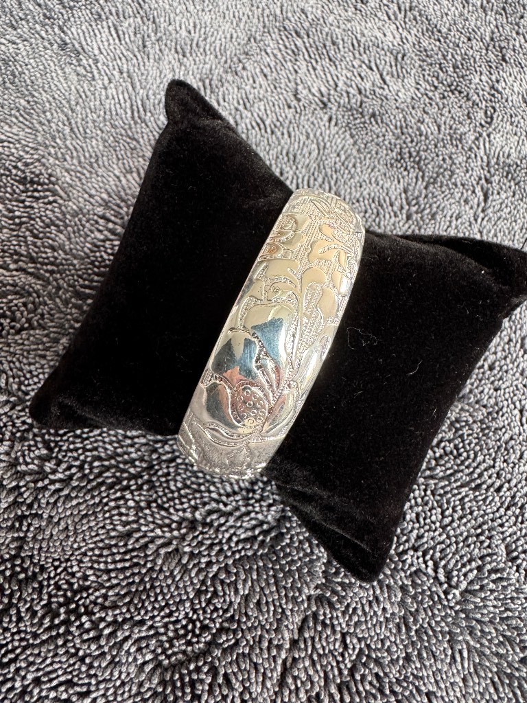 Silver Bangle Stamped 999