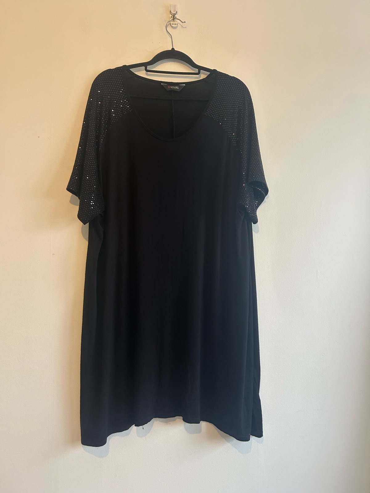 Yours Curve Black Sequinned Sleeves Round Neck T-Shirt Plus Size 26-28