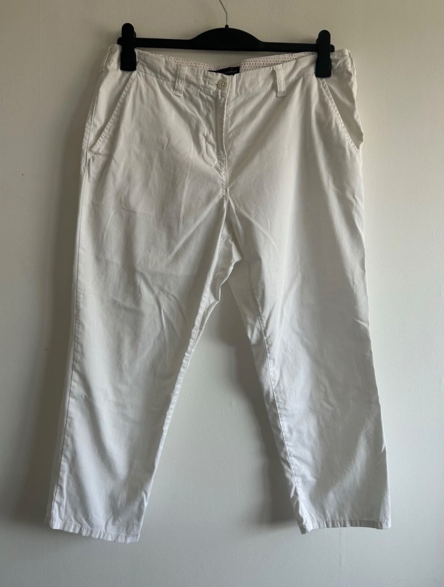 White Cropped Holiday Trousers Size 14