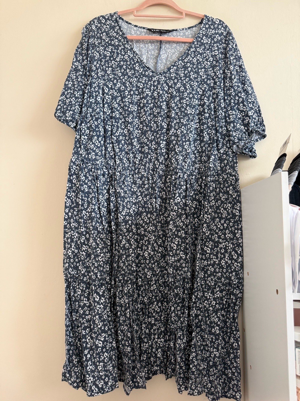 Yours Clothing Navy Blue Ditsy Floral Floaty Dress - Size 22-24