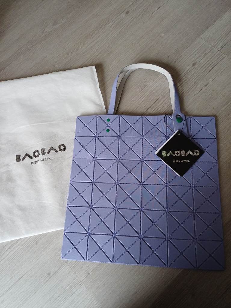 BAO BAO ISSEY MIYAKE Lavender Classic Tote – Brand New Unused
