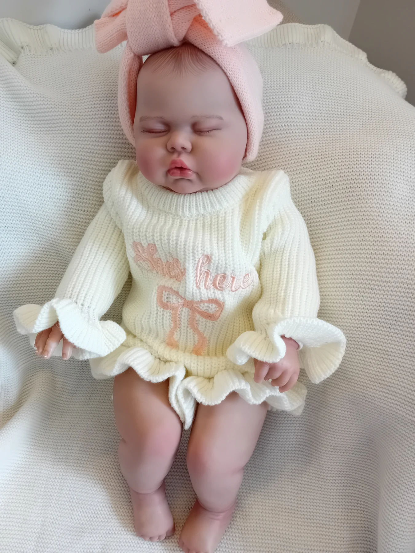 Reborn doll baby girl 20 inch soft cloth body & accessories