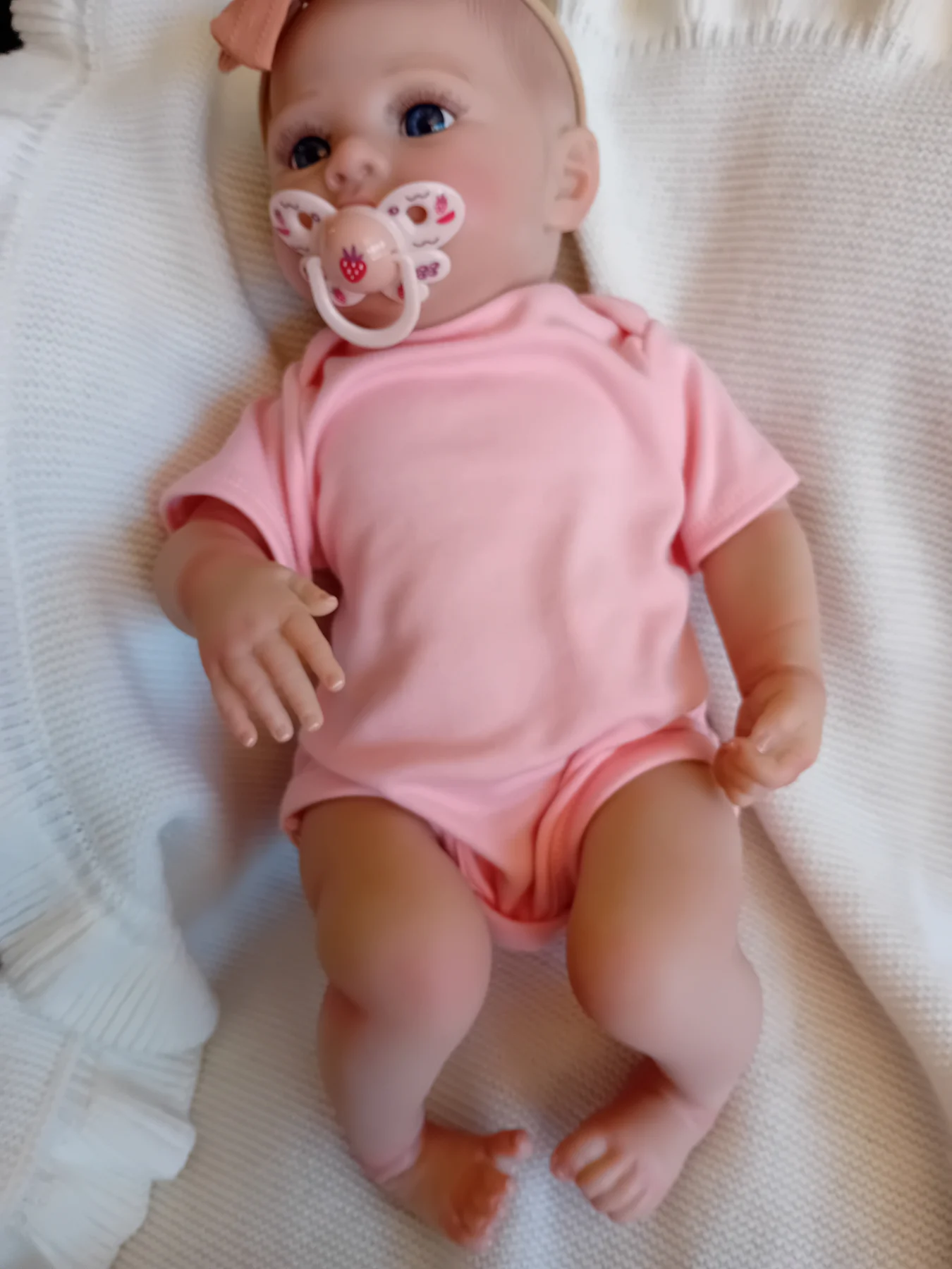 Reborn doll soft cloth body 18" including accessories