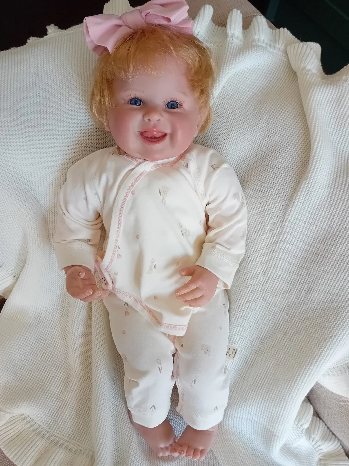 Reborn doll 22 inch soft cloth body & accessories