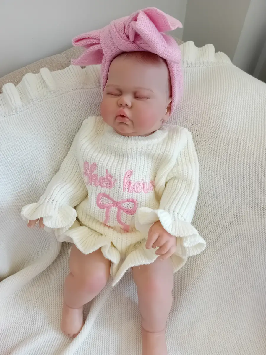 20" Reborn doll soft cloth body & accessories