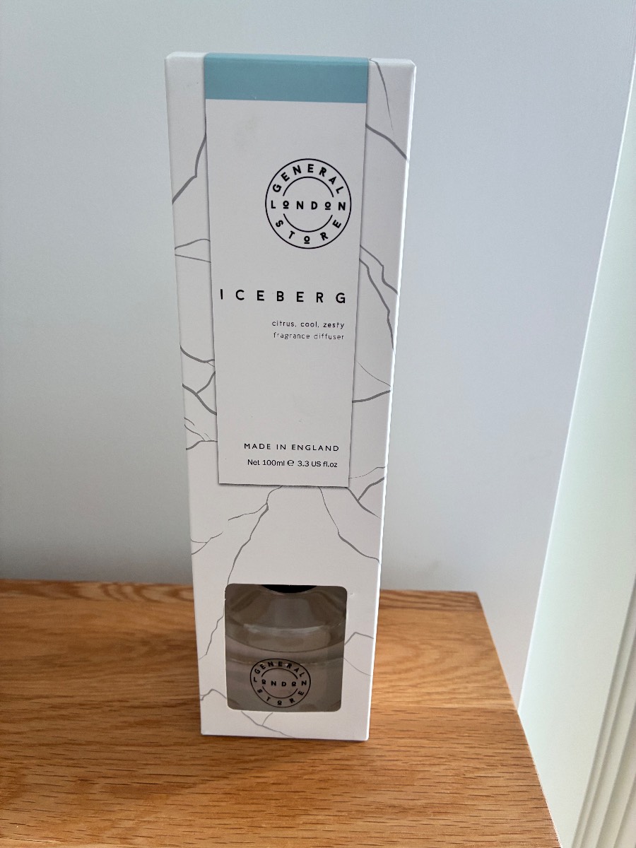 Pecksniff general London store diffuser