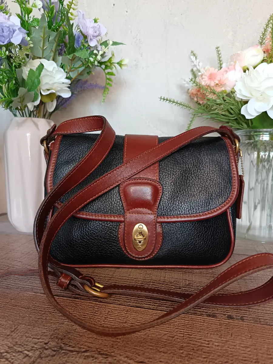 Coach Vintage 90's Black and Brown Sheridan Mayfield Shoulder Crossbody Bag