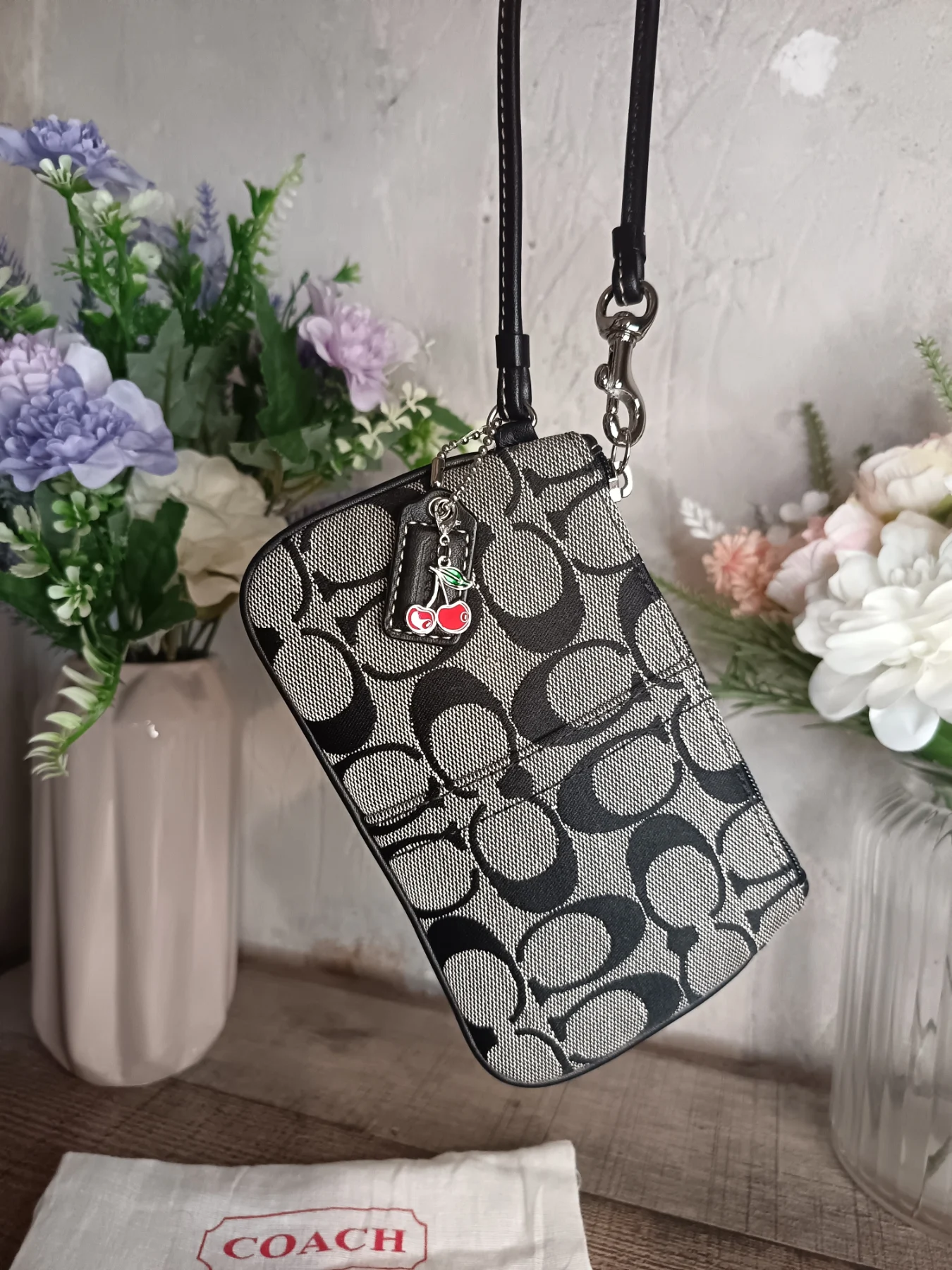Coach Vintage Y2k Black Signature Skinny Wristlet