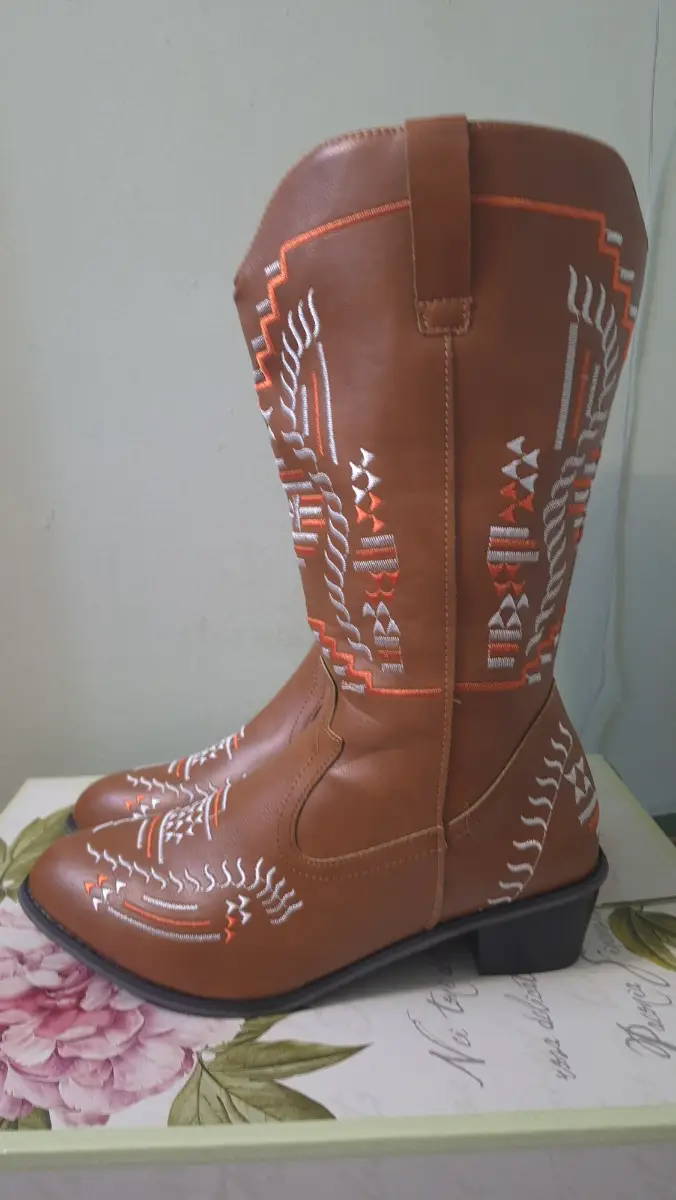 Ladies tan mid calf cowboy boots size Uk 9