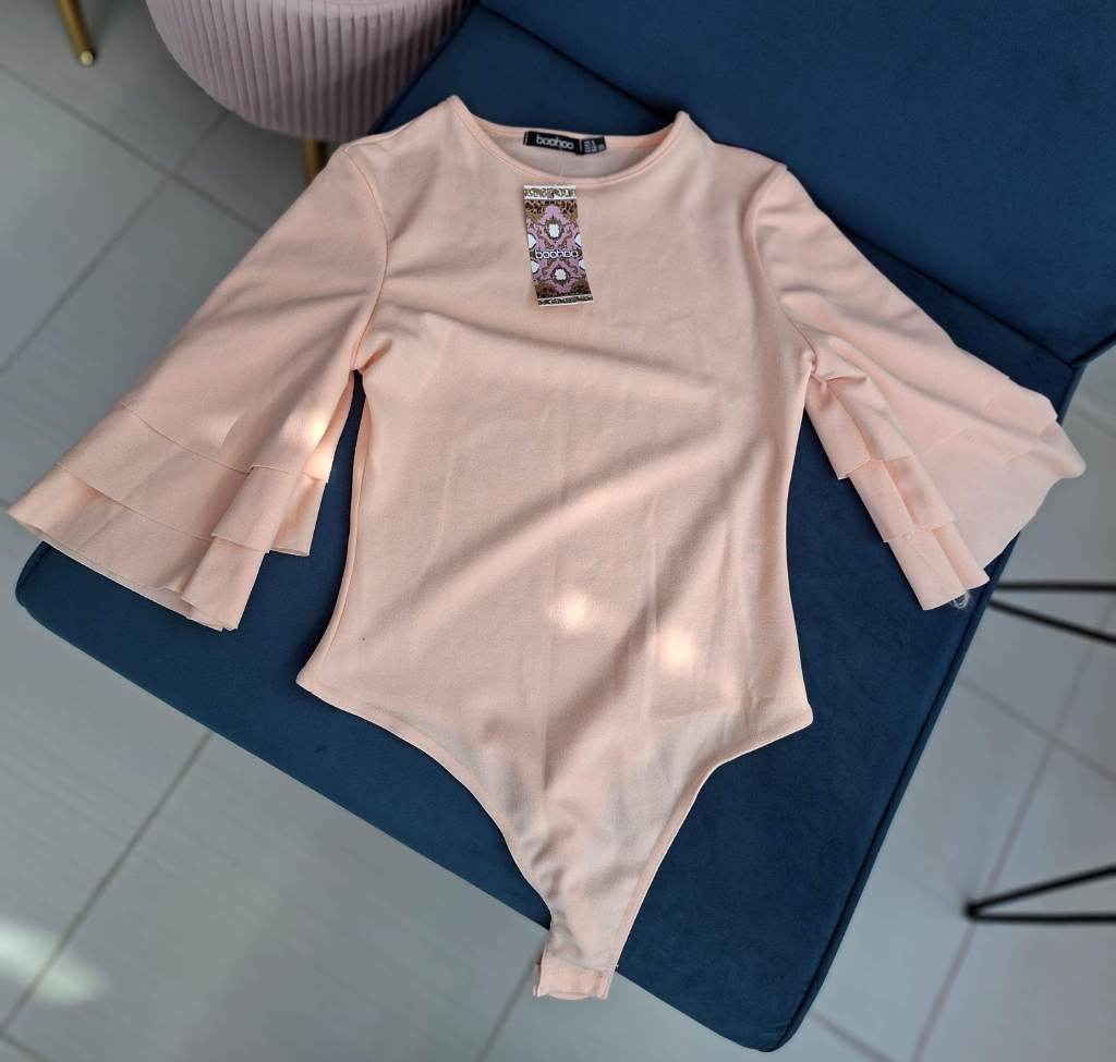 Boohoo  body suit top blouse