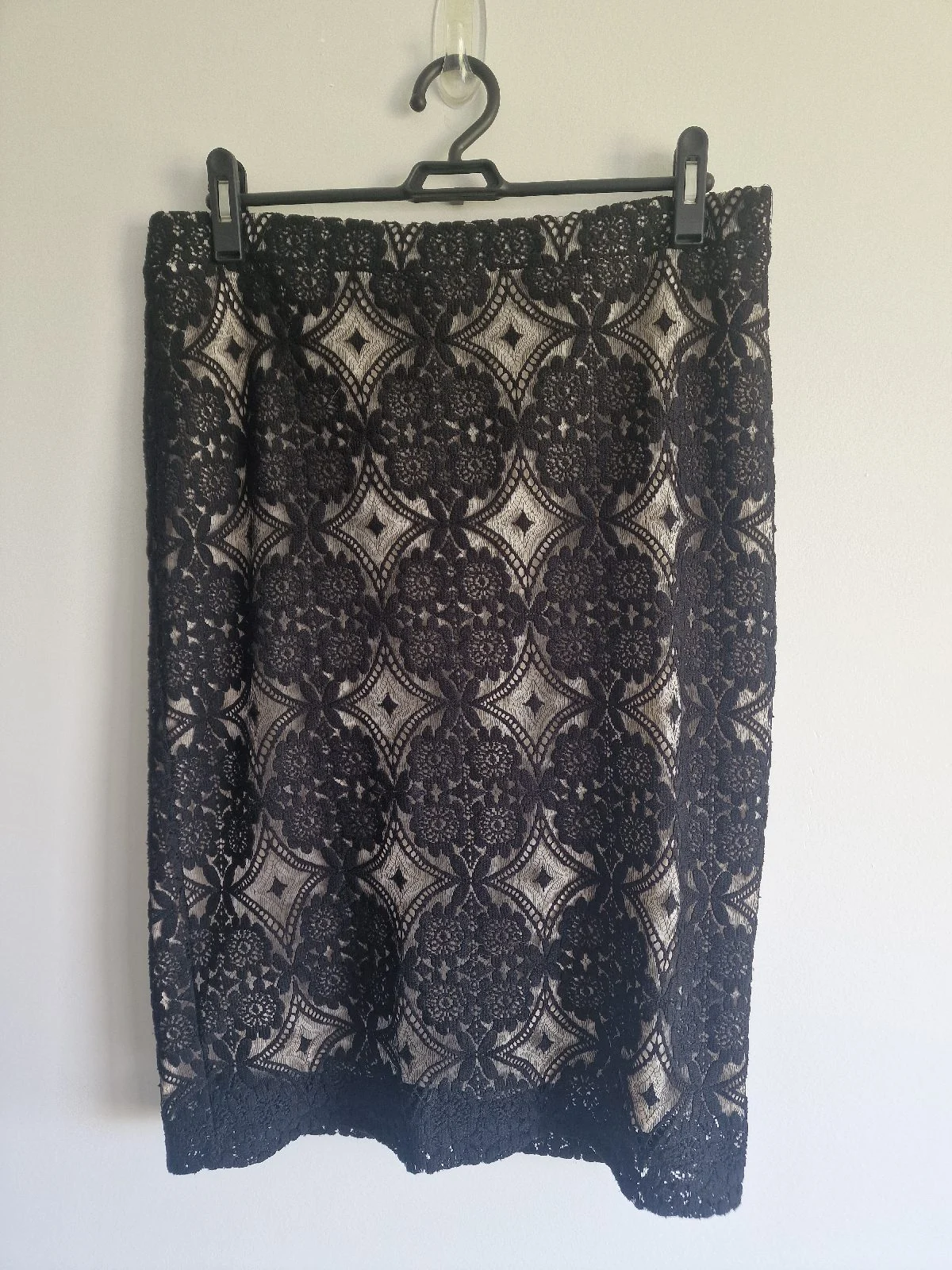 F&F Chic Black Geometric Floral Lace Pencil Skirt  UK 14