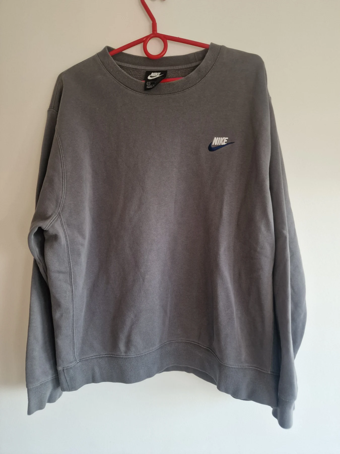 Nike Charcoal Washed Grey Crewneck Sweatshirt Size L Embroidered Logo