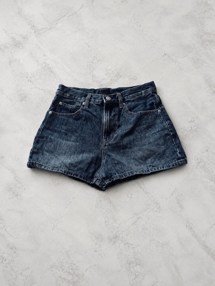 Uniqlo Dark Wash Denim Shorts | High Waist | W22 / UK 4-6