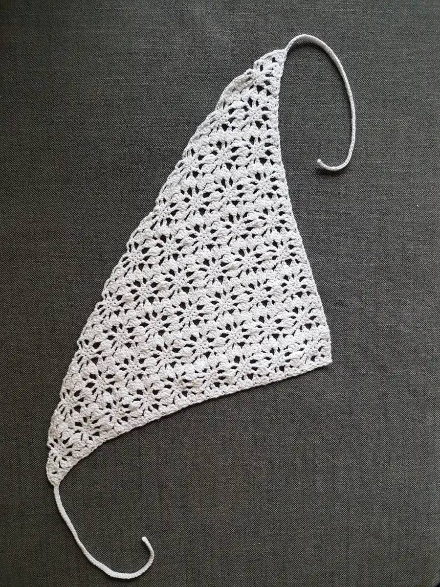 Bandana Head Scarf in Flower Lace Design