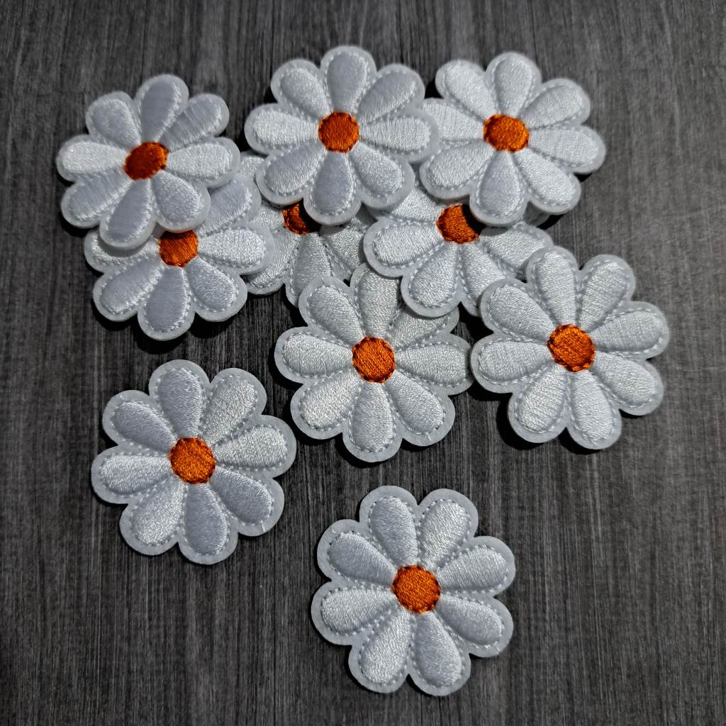 Iron on daisy flowers