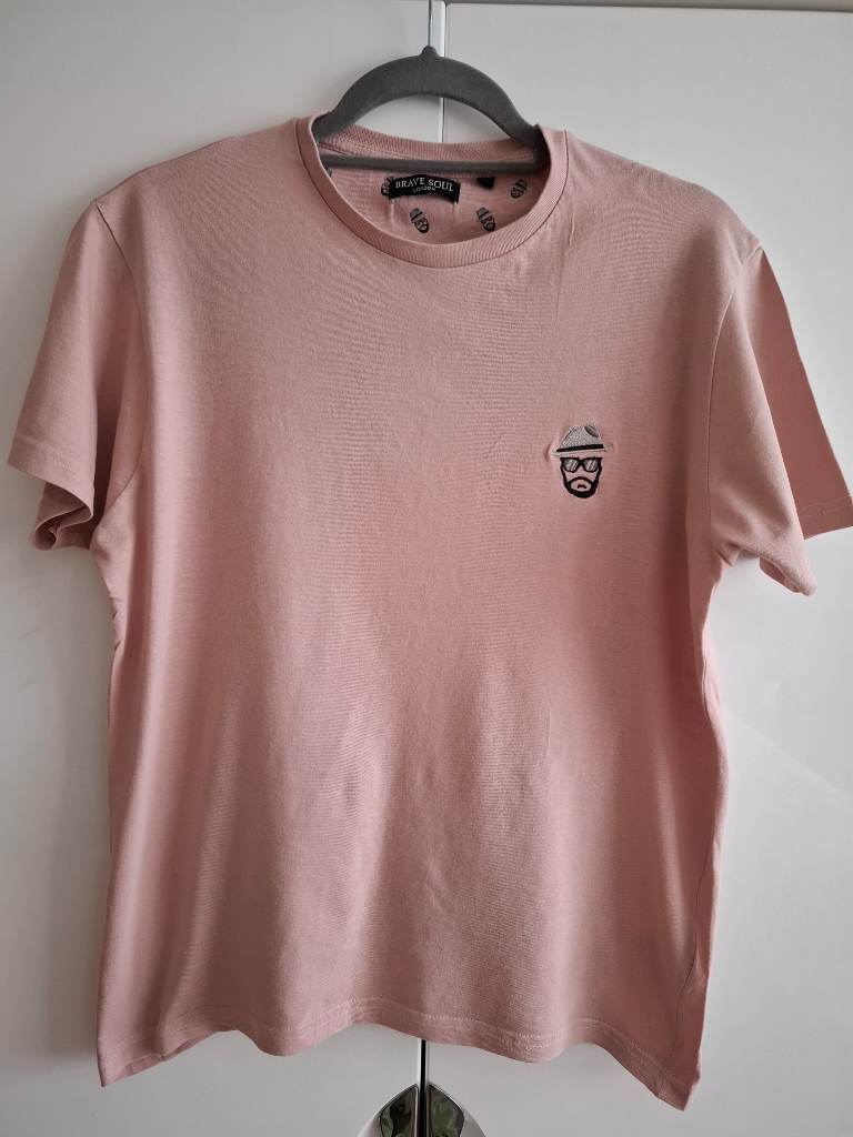Blush Bravesoul t-shirt size M