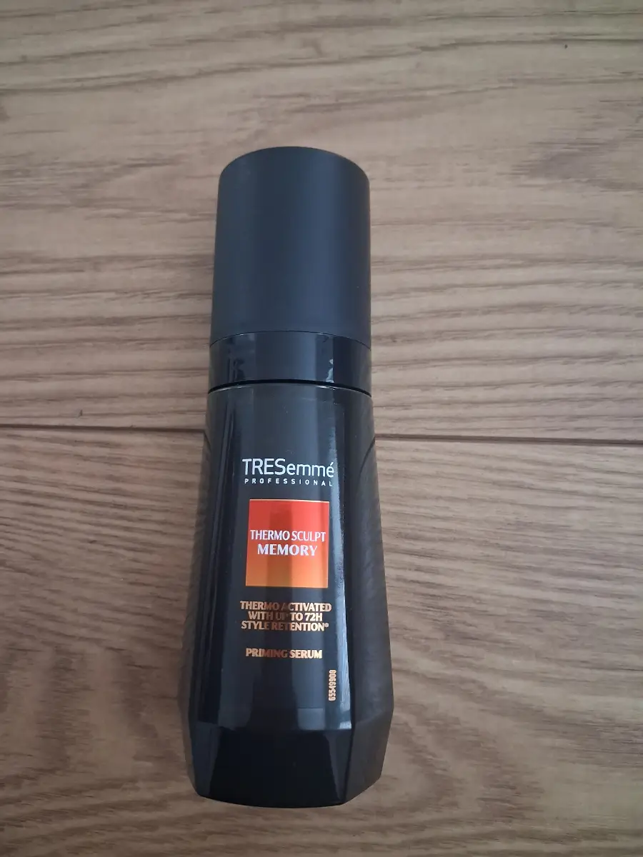 Priming hair serum