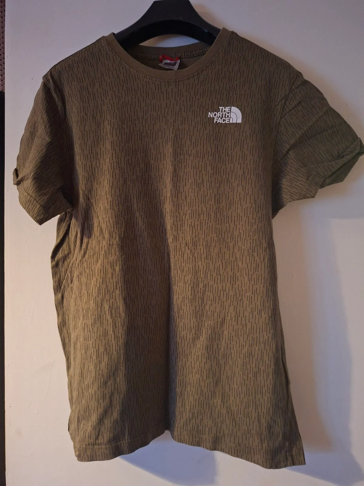 Stripe the north face tshirt