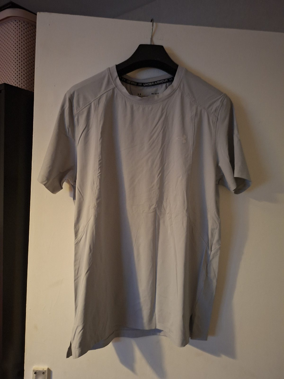 Active under armour tshirt
