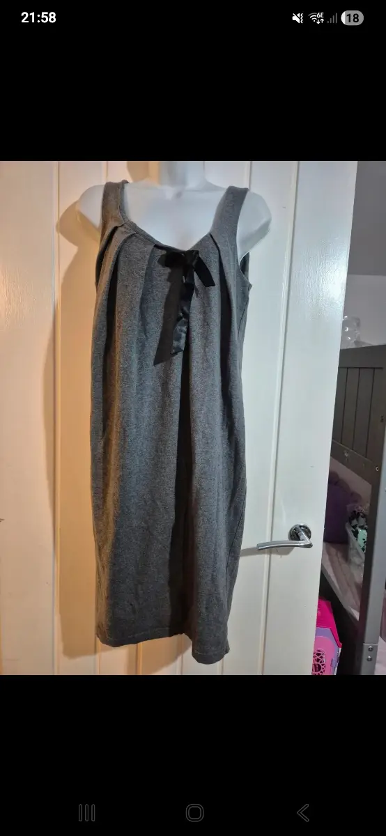 Womens sleeveless smart dress size 8