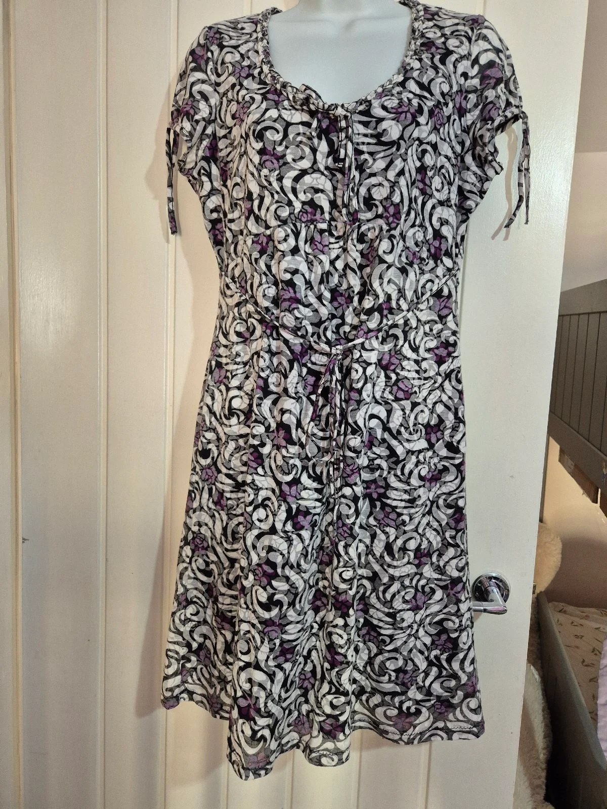 Womens short sleeve dress size 12