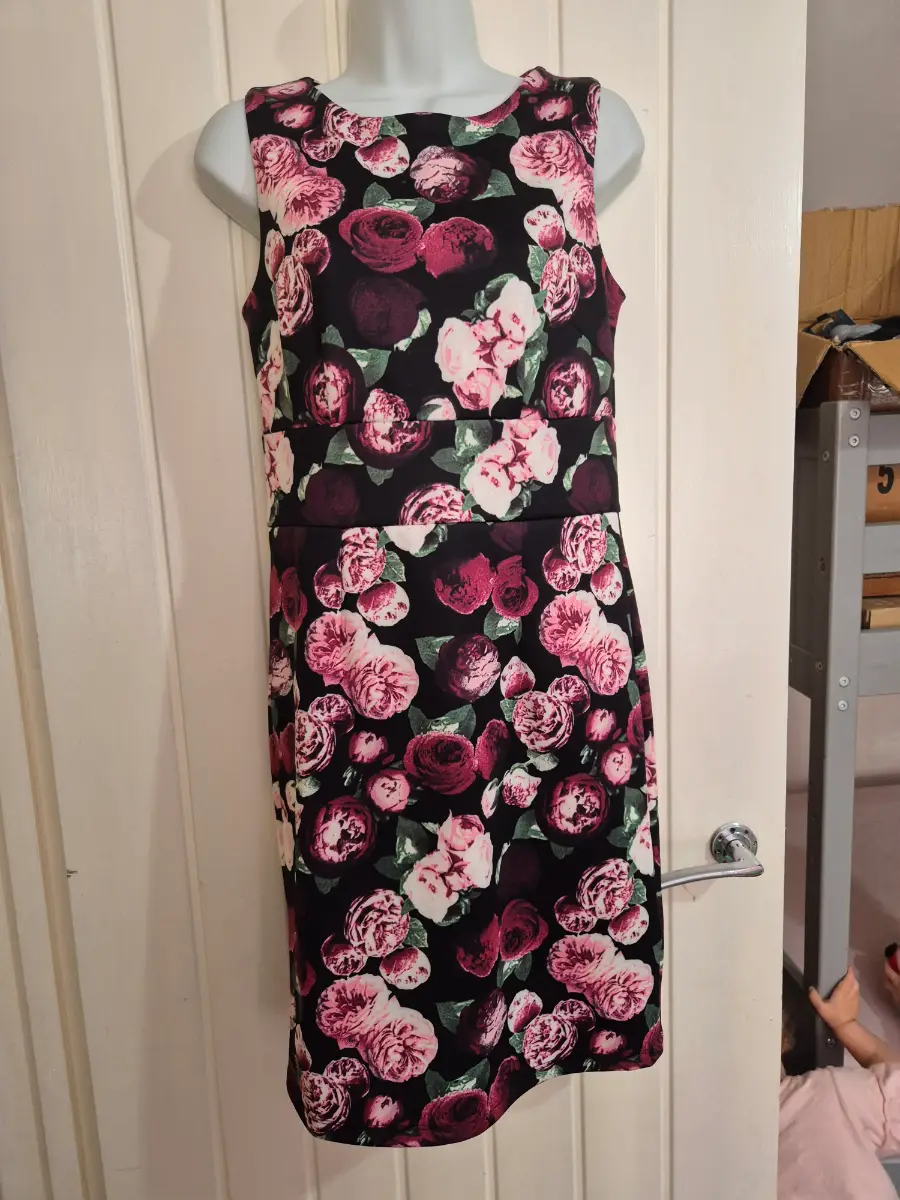 Womens short sleeve smart floral dress size 10 size
