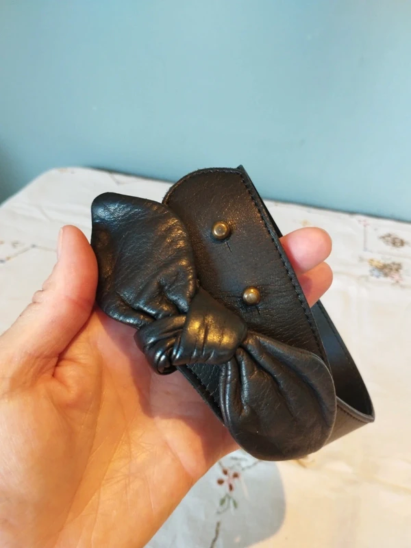 Vintage Hobbs London Black Genuine Leather Waist Belt with Statement Bow Detail S