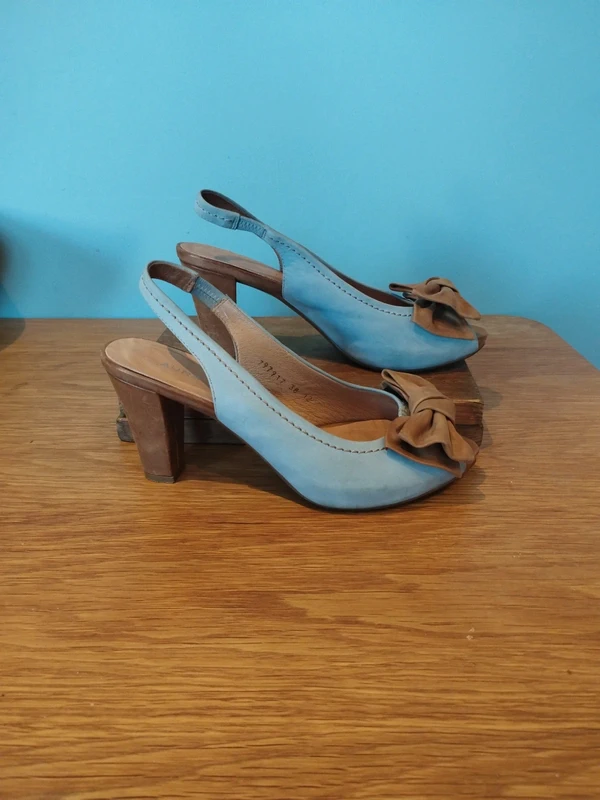 Aura Blanc Y2K / 90s Vintage Leather Slingback Bow Peep-Toe Heels UK 5 summer event holiday