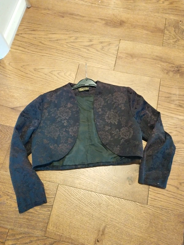 Vintage Gina Bacconi Black Floral Jacquard Cropped Bolero Jacket Shrug wedding formal occasion