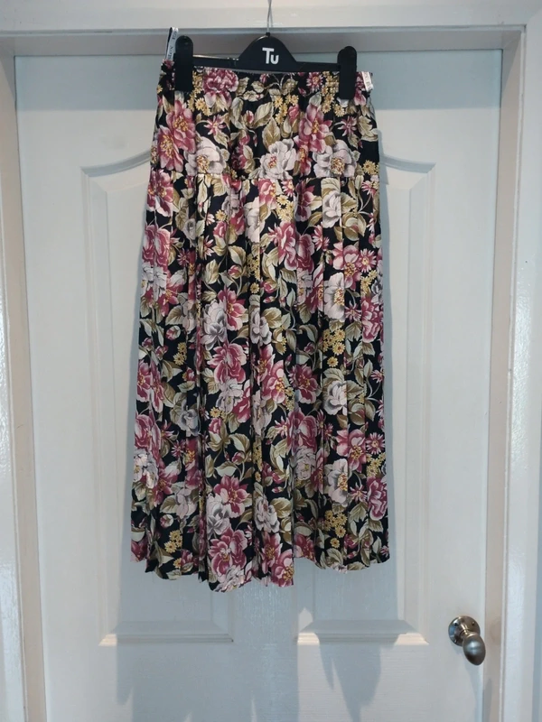 Vintage Eastex Accordion Pleated Floral Skirt True 1980s Midi Skirt Grandmacore summer holiday UK 12