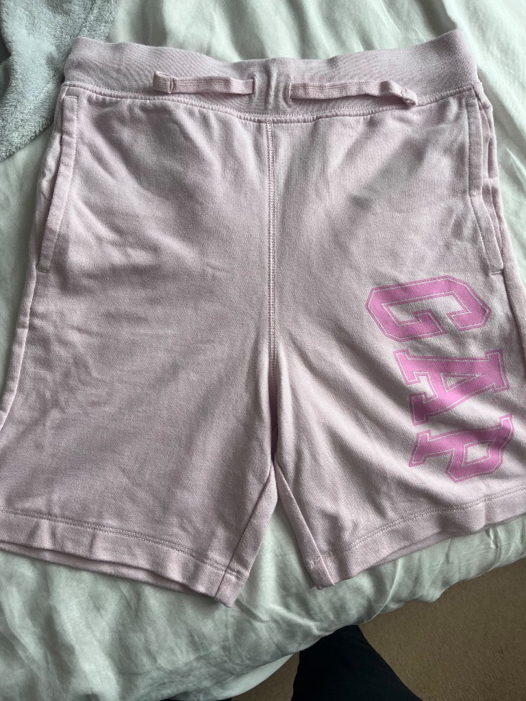 GAP shorts with pockets