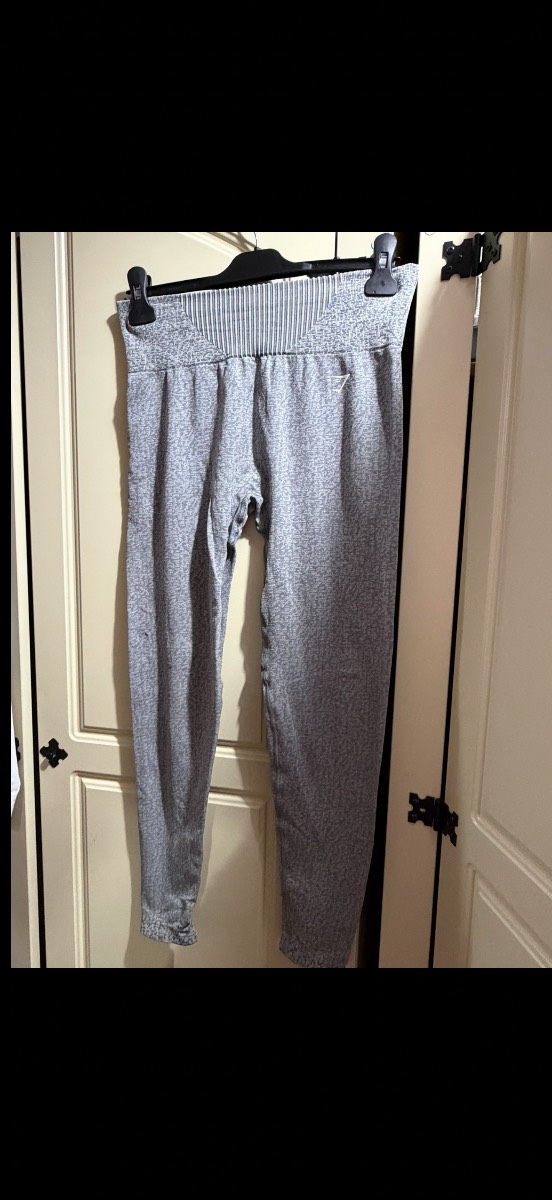 Gymshark grey adapt Leggins size M