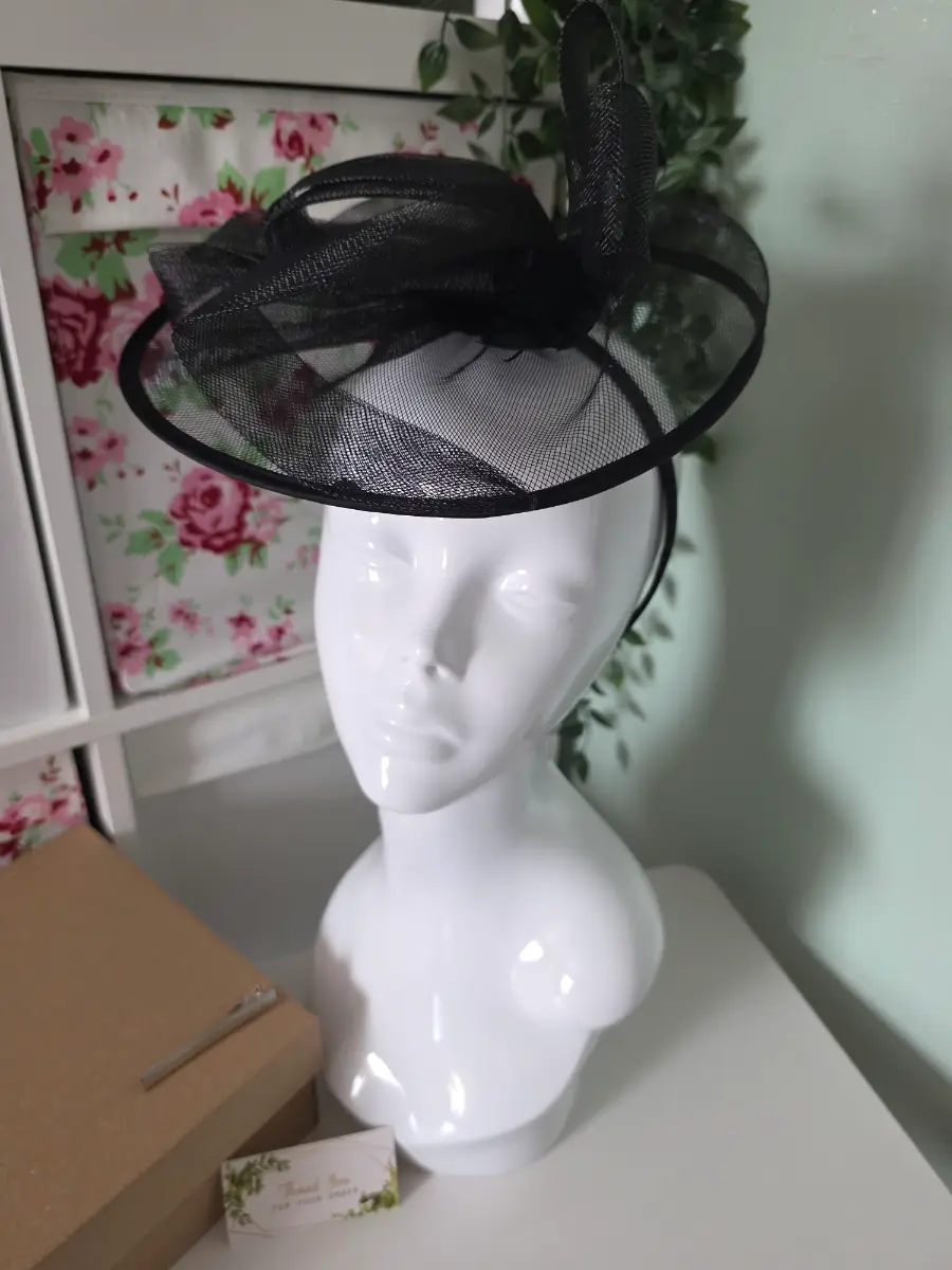 🖤 Elegant Black Fascinator – Wedding, Races & Special Occasion Headpiece 🖤
