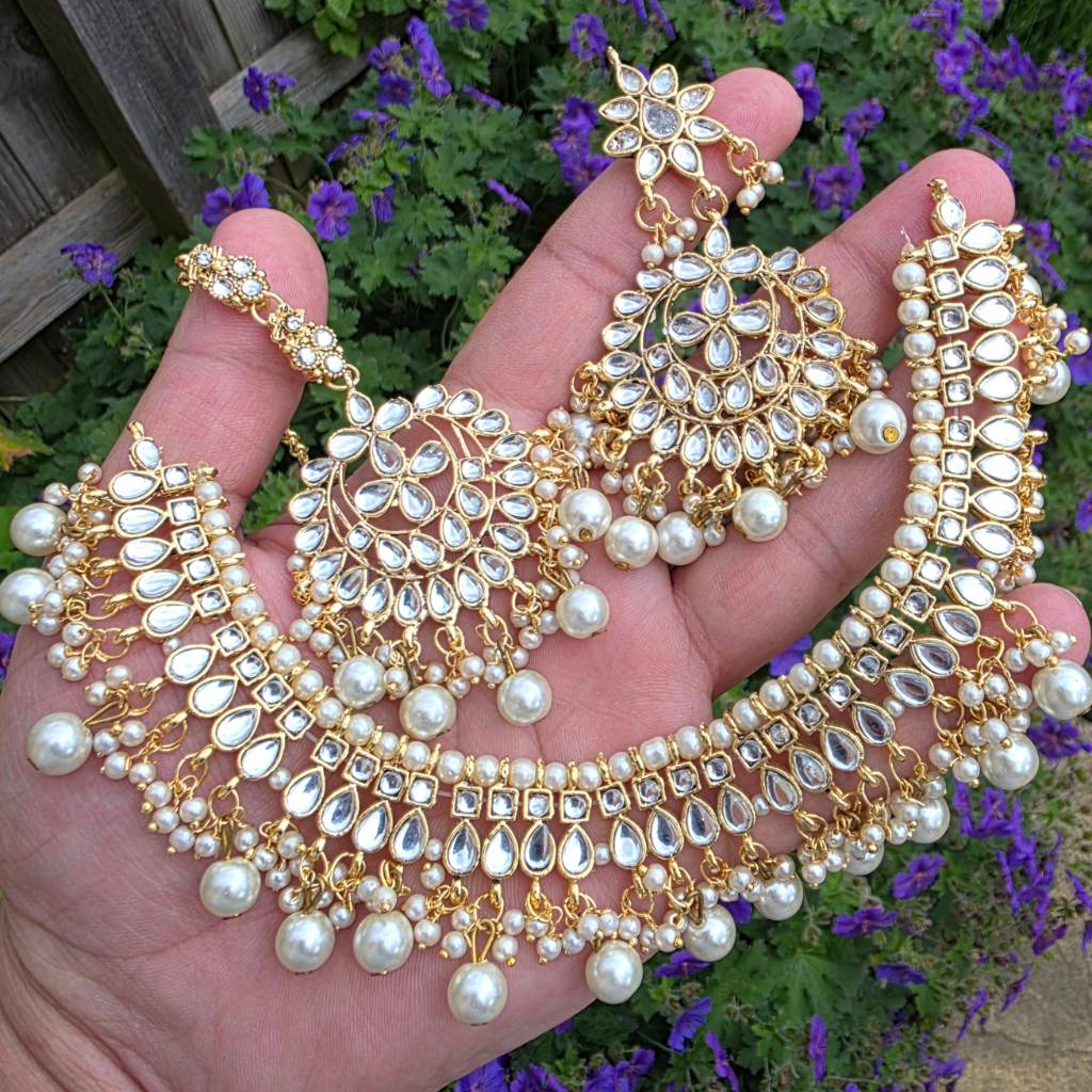 Necklace set - Indian / Pakistani / Asian Jewellery