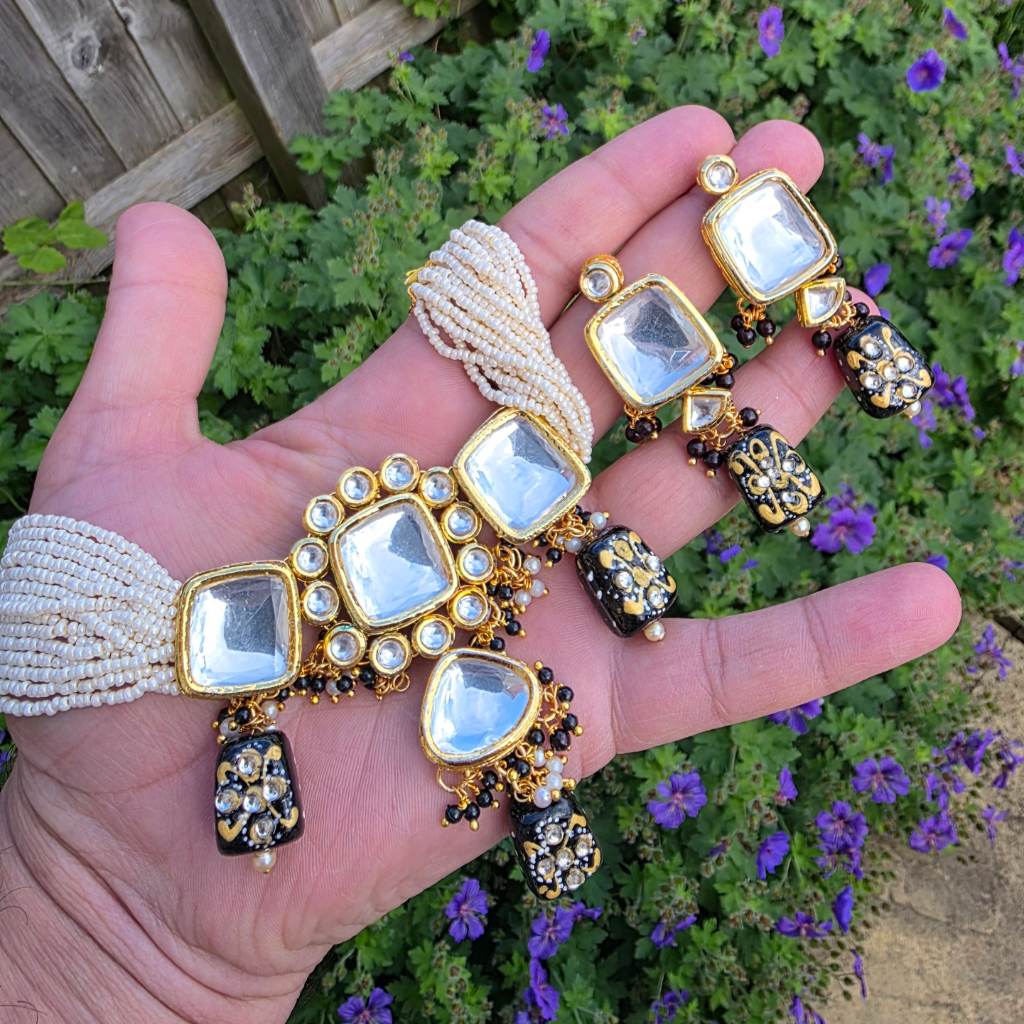 Kundan choker neckalce set with earrings - Indian / Pakistani / Asian Jewellery